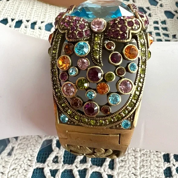 Heidi Daus “Dazzling Daimoselle” cuff bangle vintage  display picture 1